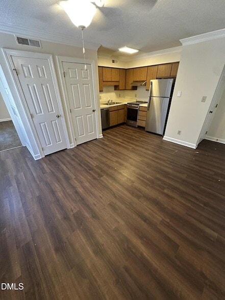 3515 Ivy Commons Dr, Unit 301 in Raleigh, NC - Building Photo - Building Photo