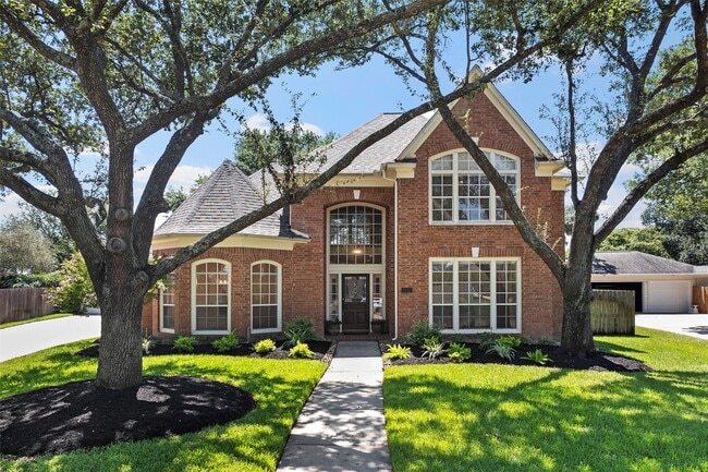 property at 15106 Vista Heights Dr