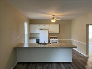 451 E Vandalia St in Edwardsville, IL - Building Photo - Building Photo