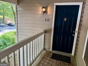 386 Teal Ct in Roswell, GA - Building Photo - Building Photo