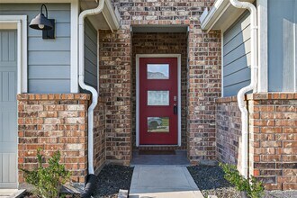 31410 Hexan Hts Ln in Fulshear, TX - Building Photo - Building Photo
