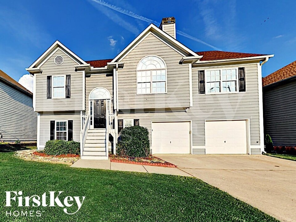 2109 Cumberland Creek Trail SW in Marietta, GA - Foto de edificio