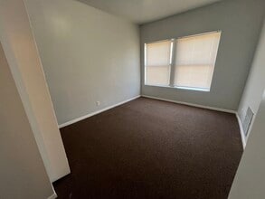 71 E 69th St in Chicago, IL - Building Photo - Building Photo