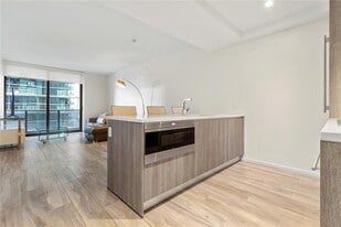 805 S Miami Ave, Unit 2206 in Miami, FL - Building Photo