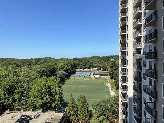 property at 795 Hammond Dr NE