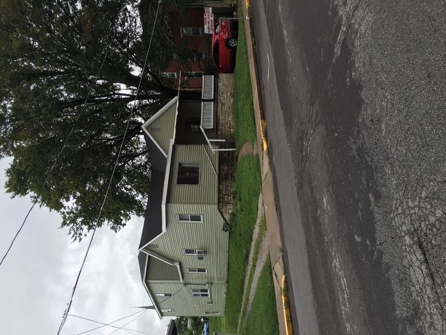 2 in Columbia, MO - Foto de edificio - Building Photo