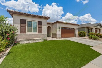 2298 E Isaiah Ave in Gilbert, AZ - Building Photo - Building Photo