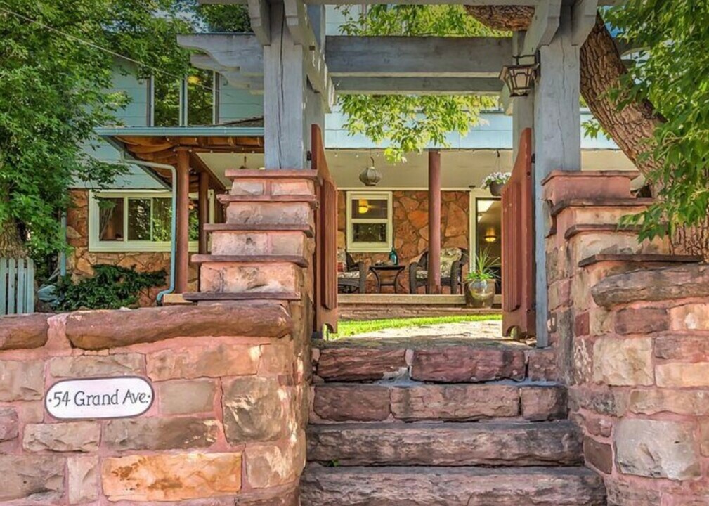 54 Grand Ave Photo
