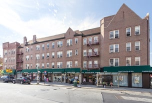 8154 Lefferts Blvd in Kew Gardens, NY - Building Photo