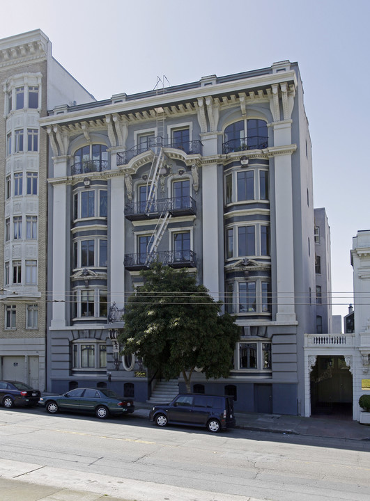 Pacific Heights in San Francisco, CA - Foto de edificio