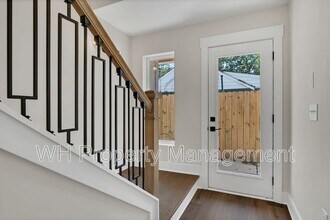 1016 W Kirkland Ave in Nashville, TN - Building Photo - Building Photo