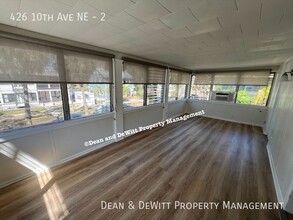 426 10th Ave NE in St. Petersburg, FL - Building Photo - Building Photo