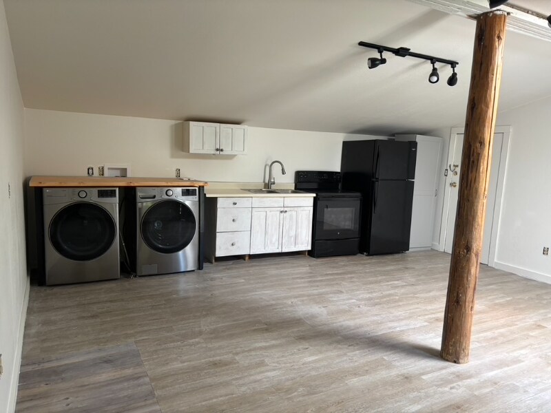 1303 7th St NW in Albuquerque, NM - Building Photo