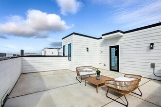 4611 Fairmount St in Dallas, TX - Foto de edificio - Building Photo