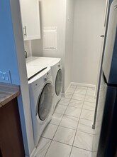 301 Hudson Ave, Unit 1 in Albany, NY - Foto de edificio - Building Photo