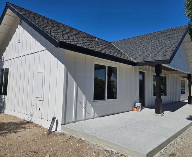 8999 Union Rd in Paso Robles, CA - Building Photo - Building Photo