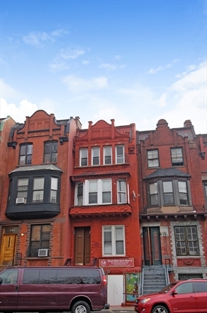 914 Saint Nicholas Ave in New York, NY - Building Photo