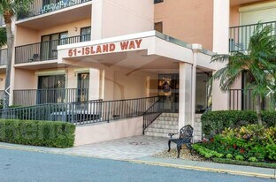 51 Island Way, Unit Unit 906 in Clearwater, FL - Building Photo