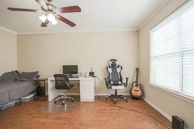 property at 501 W 26th St