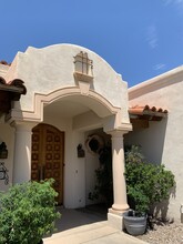4667 N Rocky Crest Plz in Tucson, AZ - Foto de edificio - Building Photo
