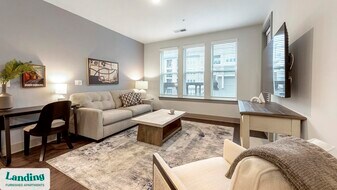 404 Gallop Ln in Charlotte, NC - Building Photo