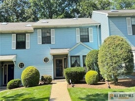 3606 Cricket Cir in Edison, NJ - Building Photo