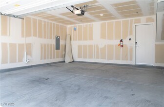 12245 Harvest Sky Way in Las Vegas, NV - Building Photo - Building Photo