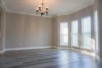 48 9th Ave in Shalimar, FL - Building Photo - Building Photo
