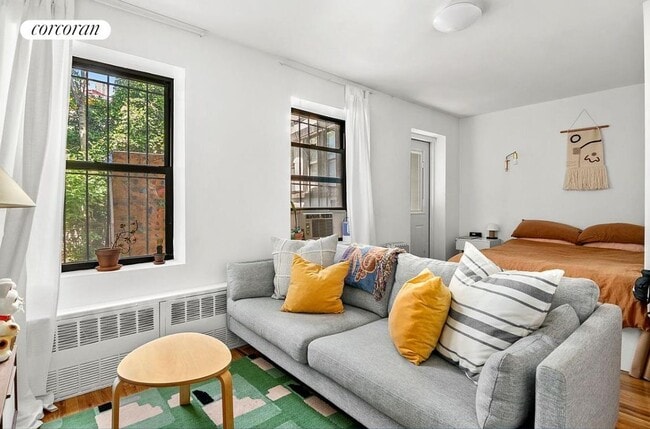 10 Fort Greene Pl