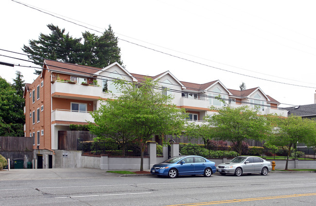 Northlink Apartments in Seattle, WA - Building Photo - Building Photo