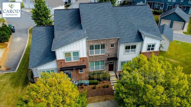 property at 3840 Willow Green Pl