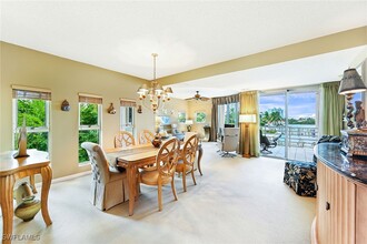 4560 Gulf Shore Blvd N in Naples, FL - Building Photo - Building Photo