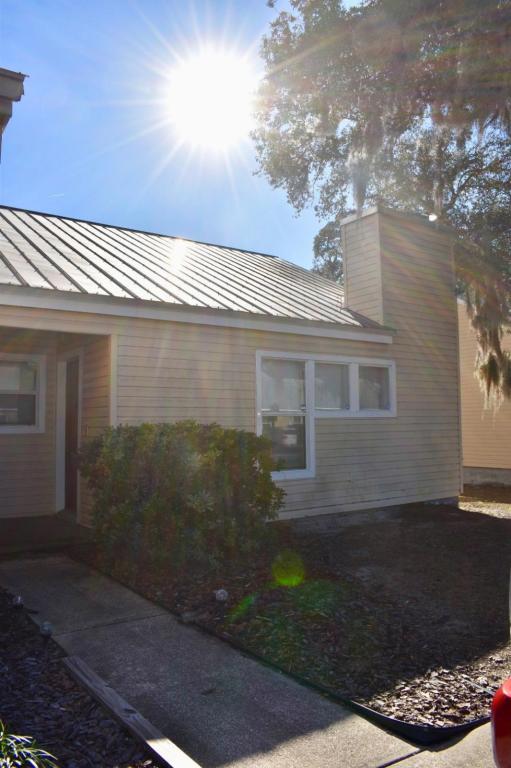 property at 5220 SW 21st Pl