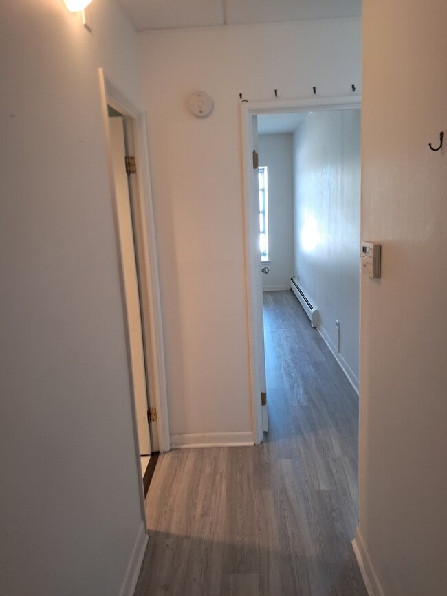 5125 Blodgett Ave, Unit 514 in Downers Grove, IL - Building Photo - Building Photo