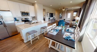 422 Pleasanton Way in San Antonio, TX - Building Photo - Building Photo