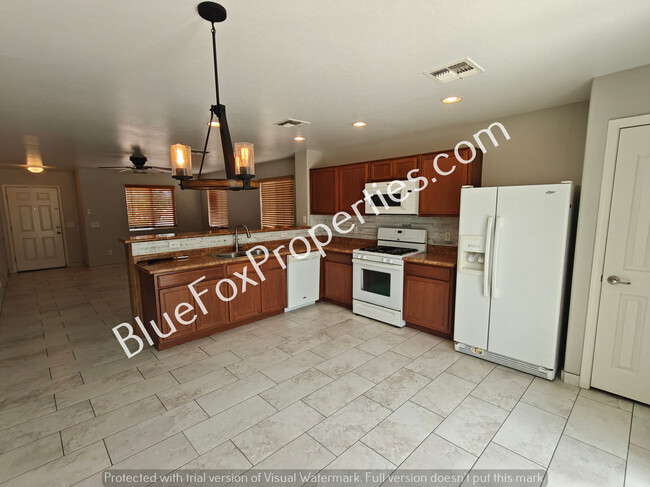 5090 E Fishhook Ct in Tucson, AZ - Building Photo - Building Photo