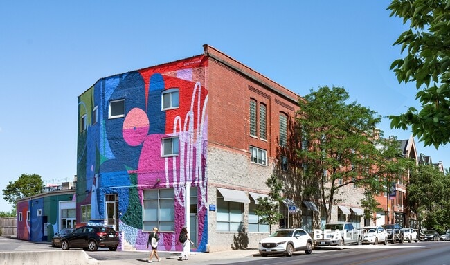 property at 2320 N Damen Ave