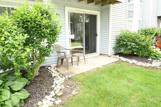 118 Meadow Ridge Rd, Unit First floor in Galloway, NJ - Building Photo - Building Photo
