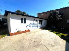 2332 Cedar Ave in Long Beach, CA - Building Photo - Building Photo