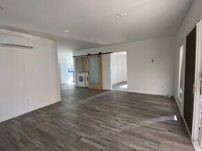 2423 La Presa Ave in Rosemead, CA - Building Photo - Building Photo