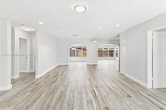 4131 NW 13th Ave in Fort Lauderdale, FL - Building Photo - Building Photo