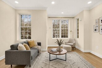 1126 Columbia Rd NW in Washington, DC - Building Photo - Building Photo