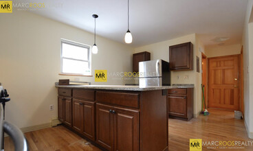 173 Cambridge St, Unit 2 in Boston, MA - Building Photo - Building Photo