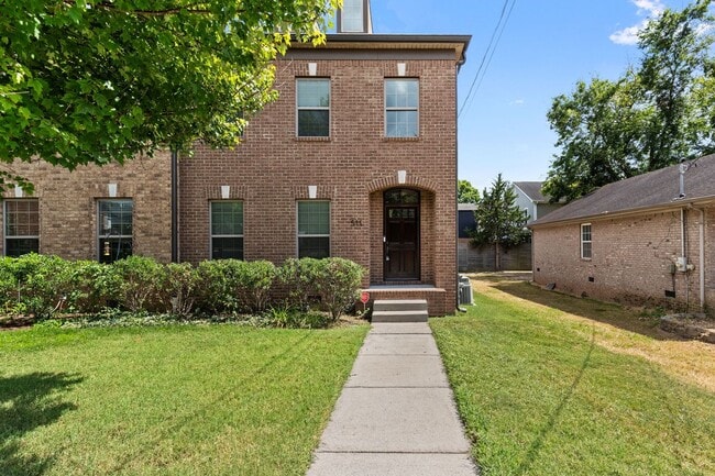 property at 511 Buchanan St