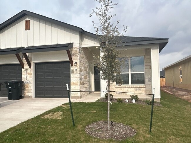 property at 3809 Hackberry Dr