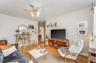 390 Mackay St in Ottawa, ON - Building Photo - Building Photo