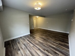 4 Mitchell St in Saint John, NB - Building Photo - Building Photo