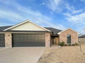 108 W Windmill Way in Robinson, TX - Building Photo