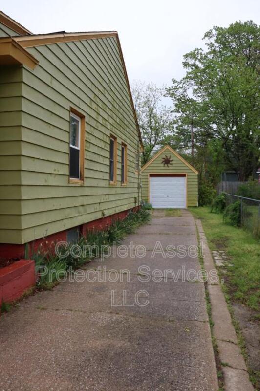223 N Calumet Ave in Michigan City, IN - Building Photo - Building Photo