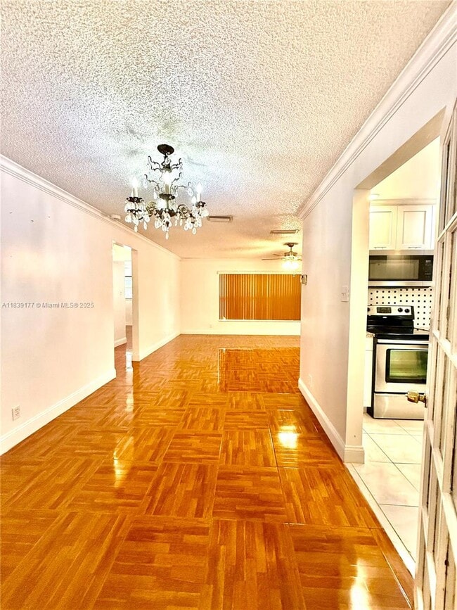 7215 NW 8th St in Margate, FL - Building Photo - Building Photo